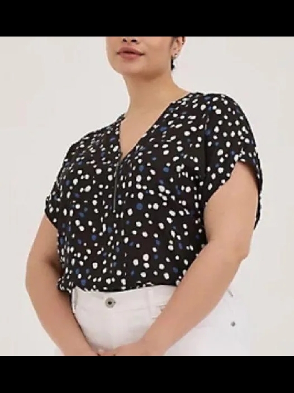 torrid Black Polka Dot V-Neck Short Sleeve Blouse with Blue & White Dots